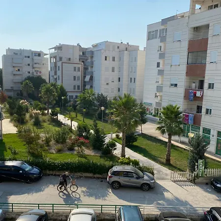 Troy's * Golem (Tirana)