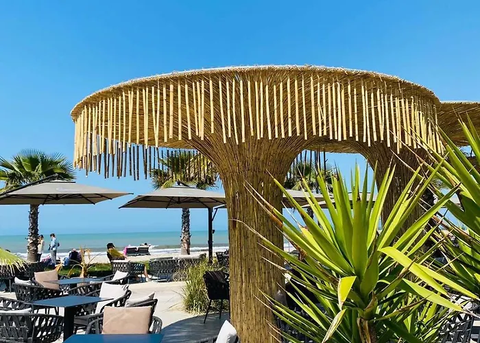 Troy's Appartamento Golem (Tirana)